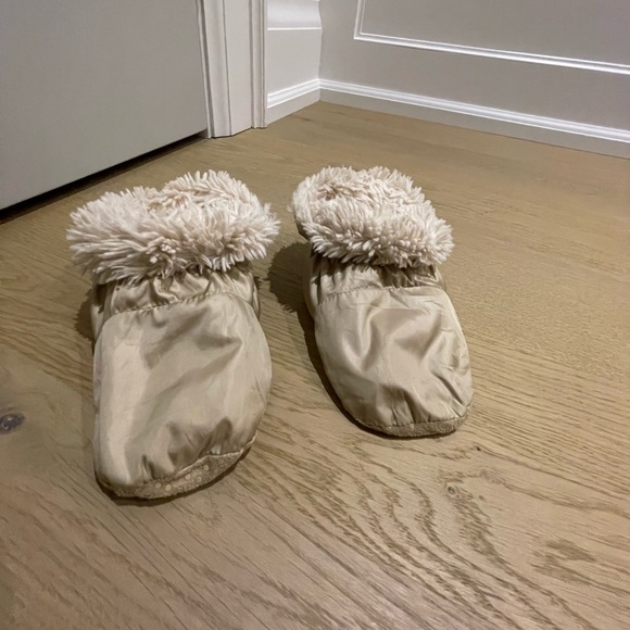 Gap Baby ColdControl Max Size 12-18 months 1 piece down snowsuit - Picture 6 of 7